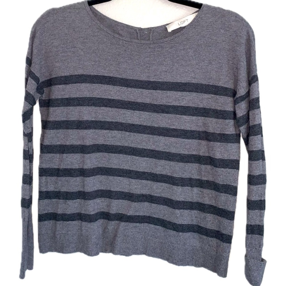 Ann Taylor Loft Petite Gray striped long sleeve button back size small